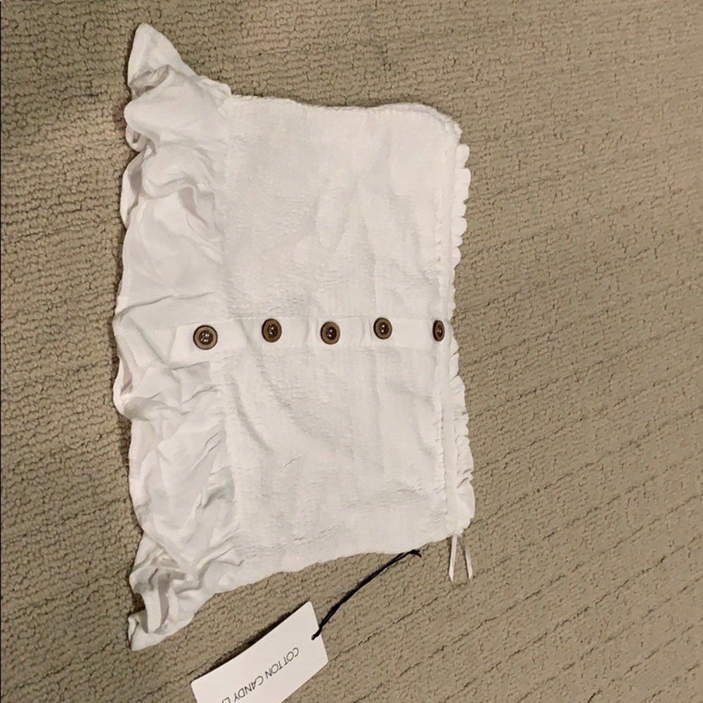 White top